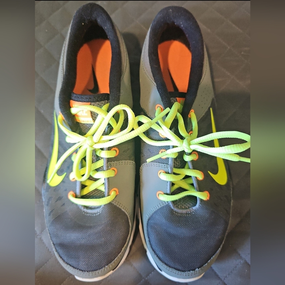 Size 10 - Nike Flex Trainer 3 Base Gray Volt ladies sneaker